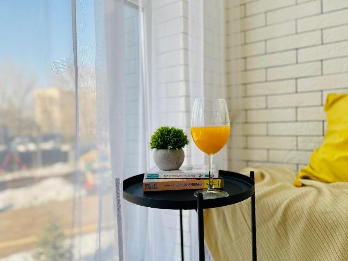 Уютная Стильная Квартира Возле Центрального Парка Горького! Apartment Almaty Exterior photo