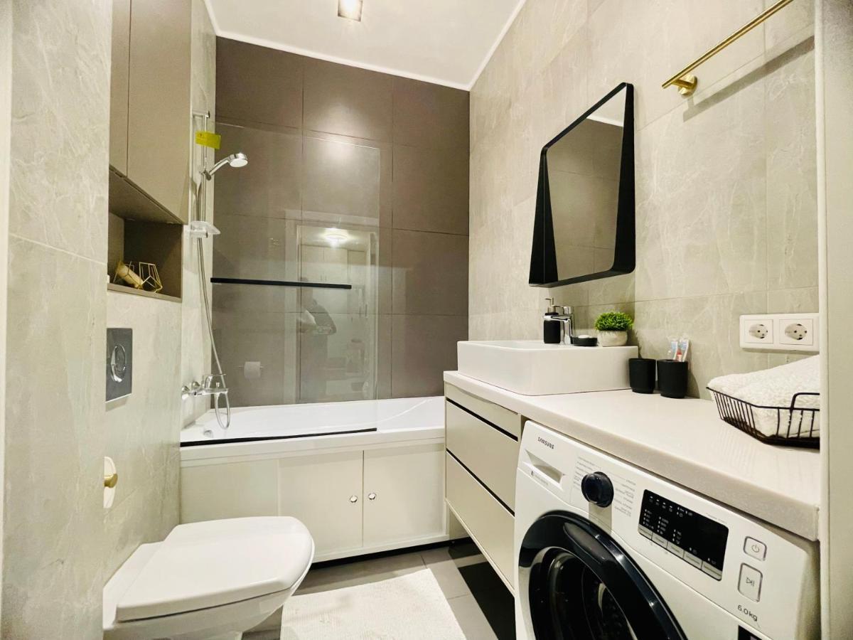 Уютная Стильная Квартира Возле Центрального Парка Горького! Apartment Almaty Exterior photo